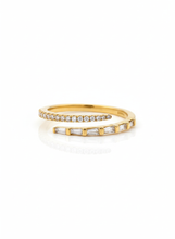 Load image into Gallery viewer, Baguette Round Wrap Ring
