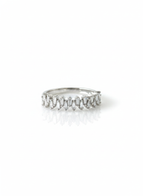 Load image into Gallery viewer, ZigZag Baguette Diamond Ring
