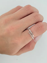 Load image into Gallery viewer, Baguette Round Wrap Ring
