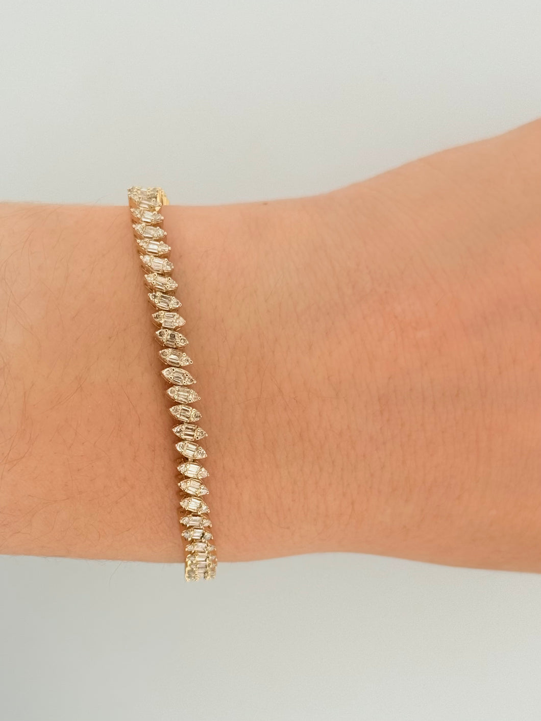 Marquise Illusion Diamond Tennis Bracelet