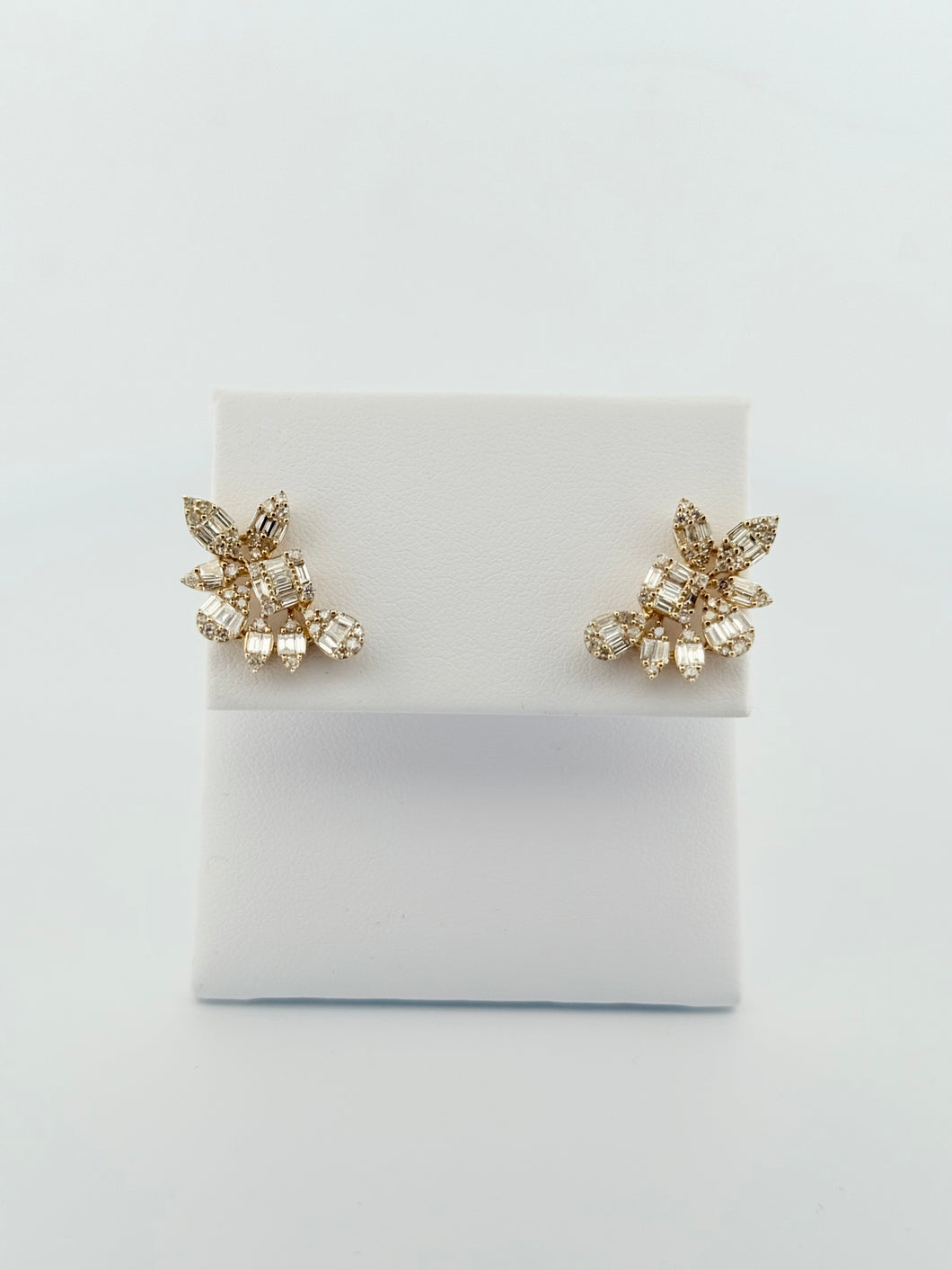 Leaf Illusion Diamond Earrings