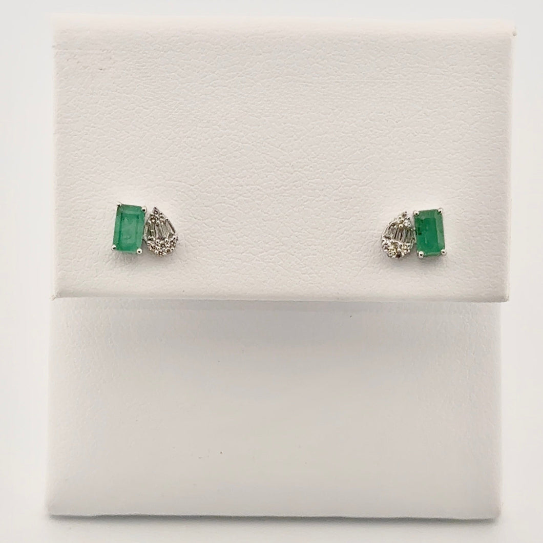 Moi Et Toi Emerald Diamond Earring