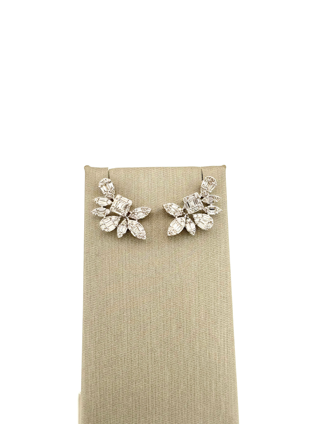 Leaf Cluster Illusion Diamond Earrings